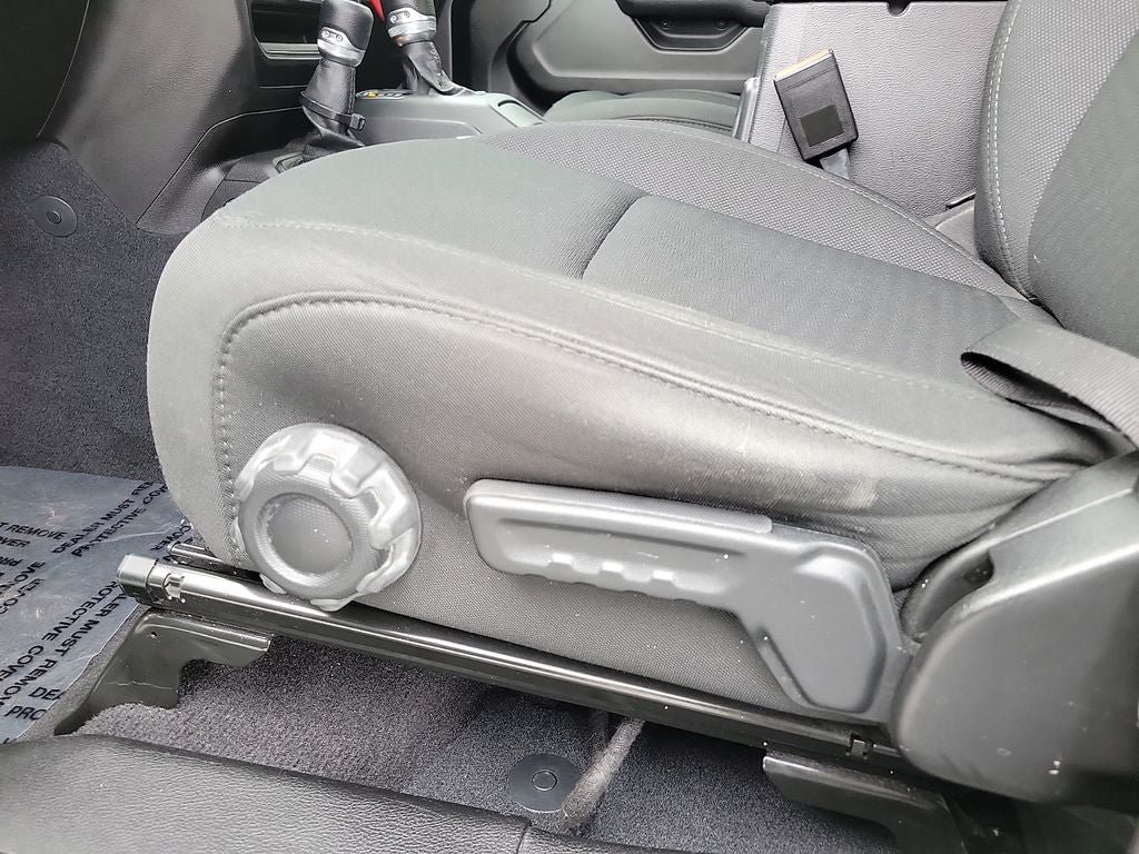Used 2022 Jeep Gladiator Sport AWD/4WD image 12