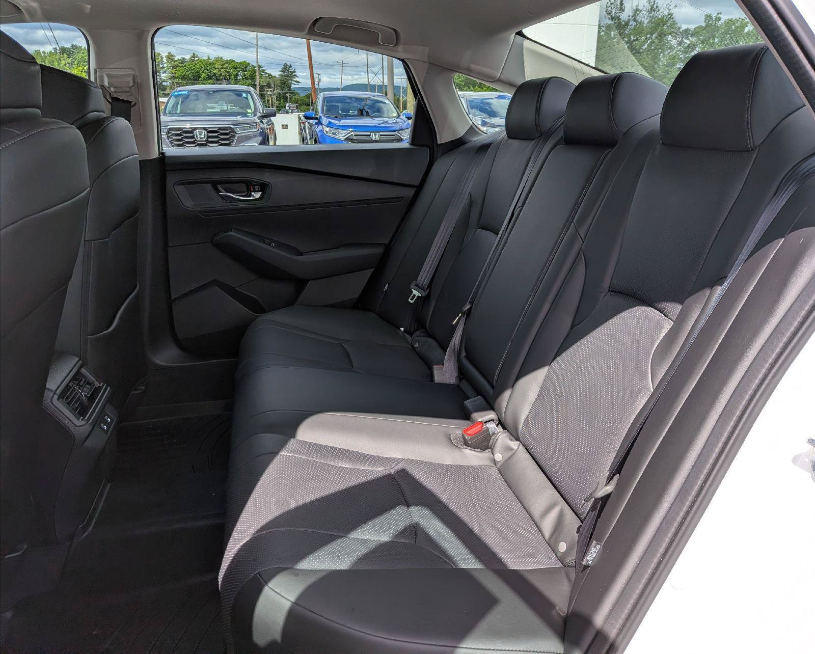 Certified 2025 Honda Accord EX-L image 25