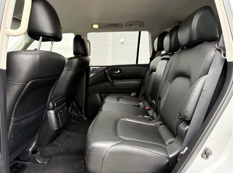 Used 2021 Nissan Armada SV AWD/4WD image 17