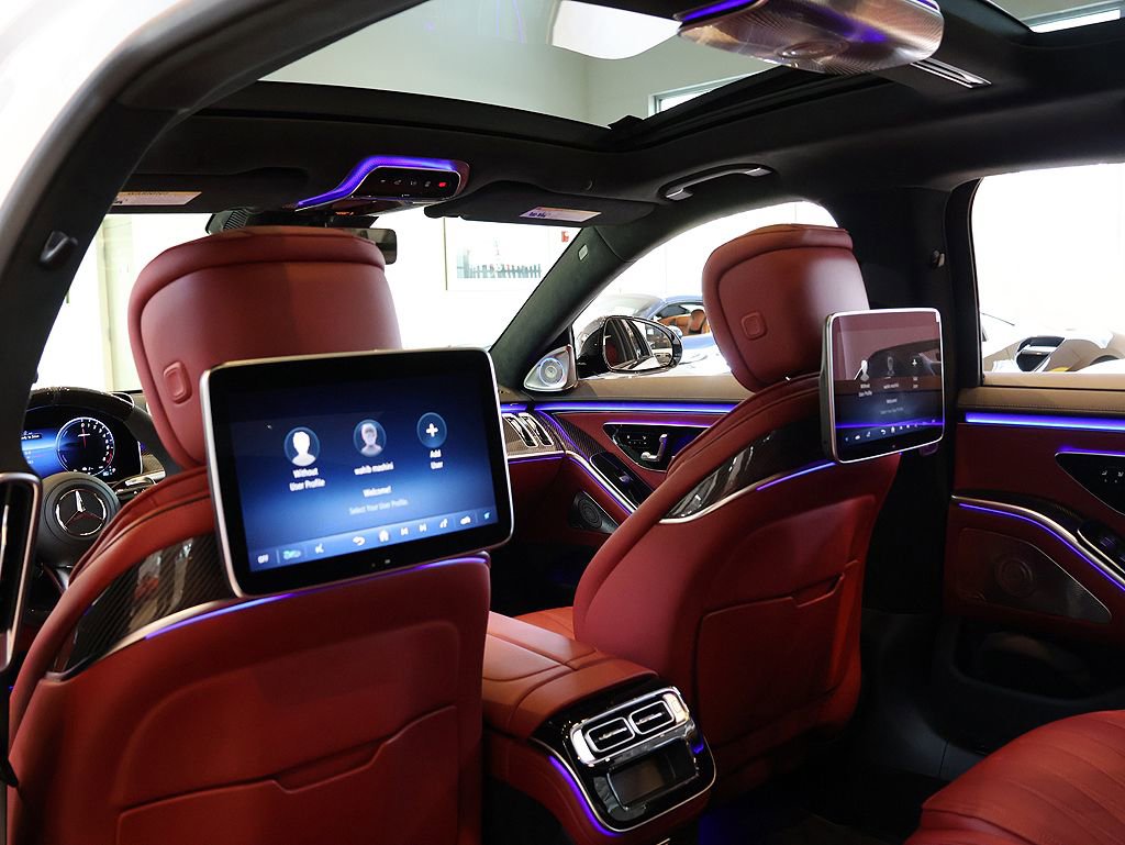 Used 2025 Mercedes-Benz S 63 AMG S image 29