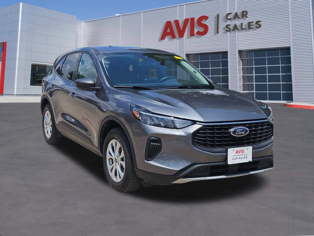 Used 2025 Ford Escape Active AWD/4WD image 9