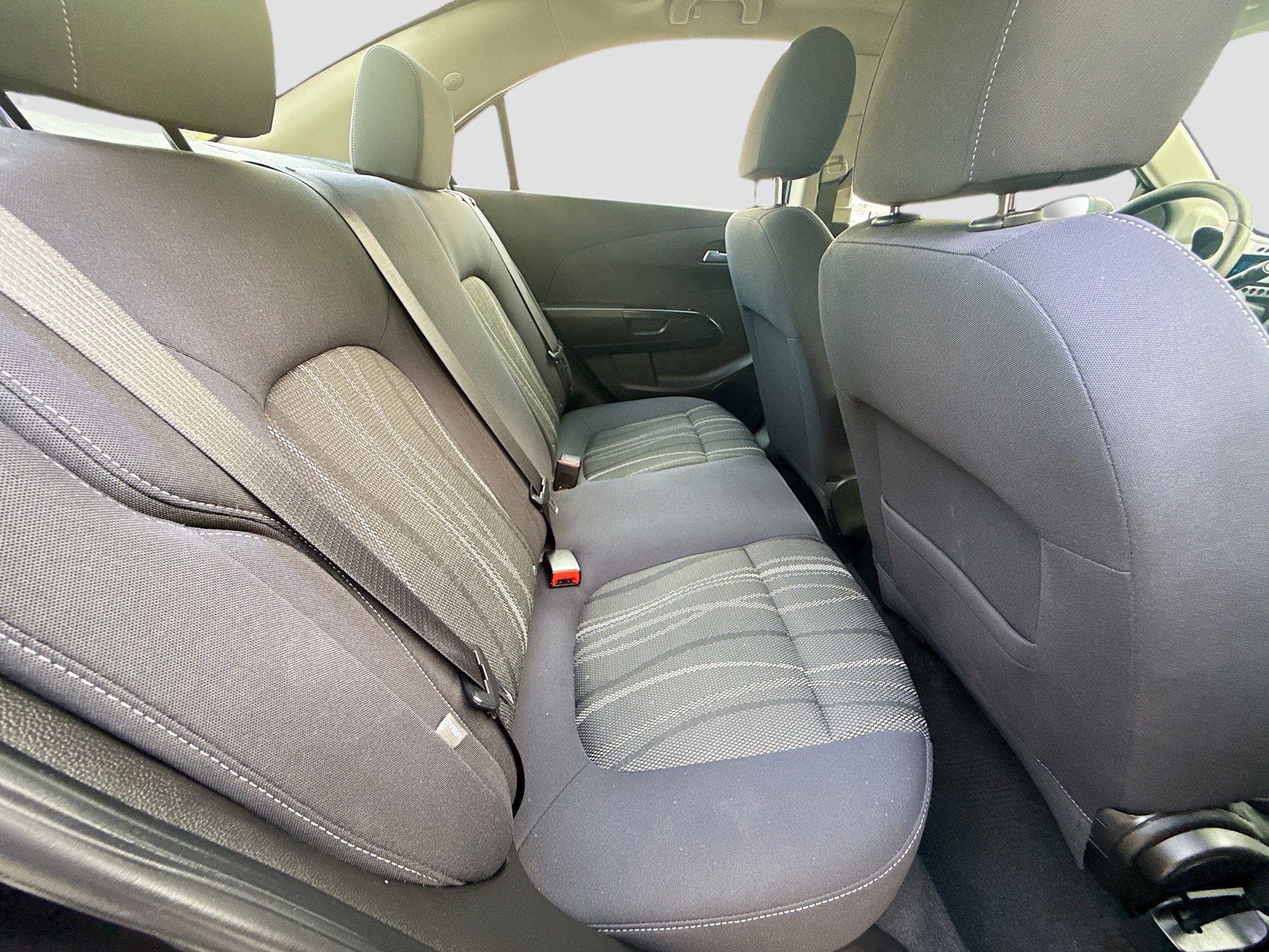 Used 2016 Chevrolet Sonic LT image 27