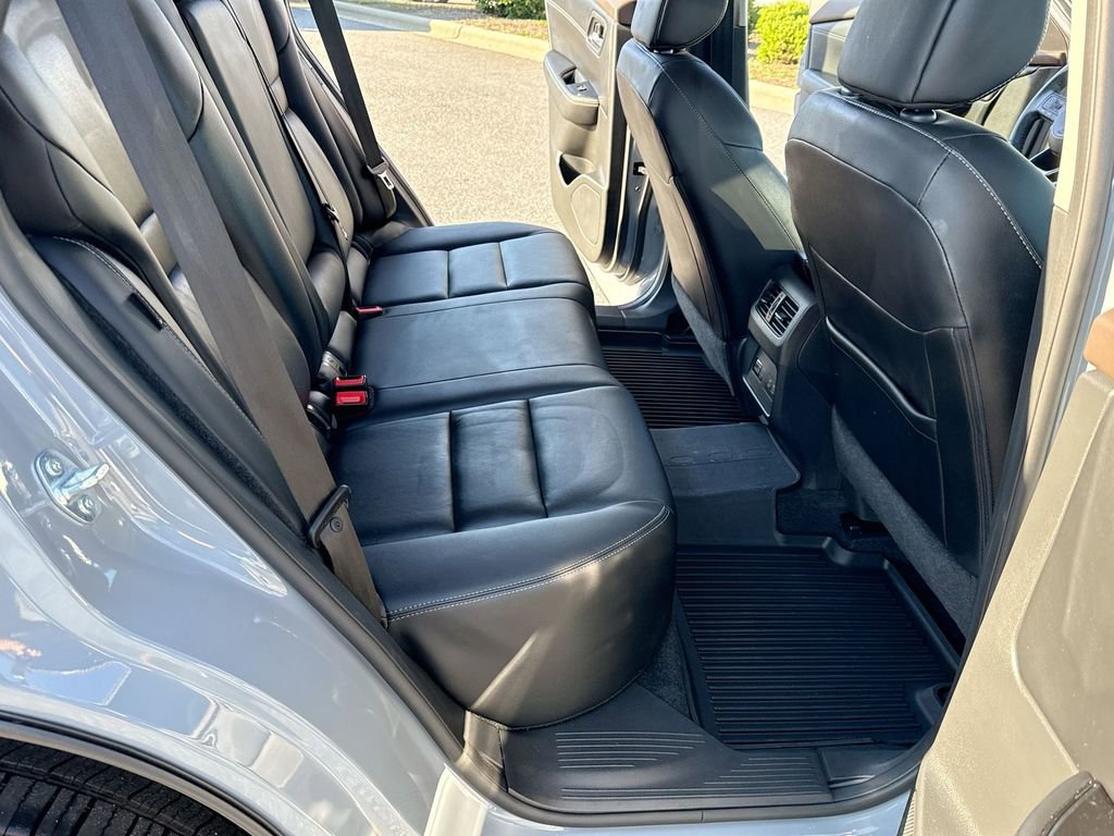 Used 2023 Nissan Rogue SL w/ SL Premium Package image 20