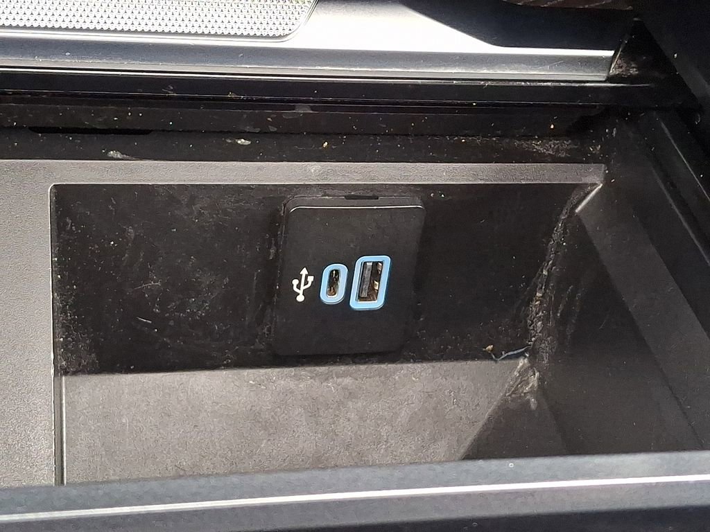 Used 2025 Ford F250 Platinum image 26