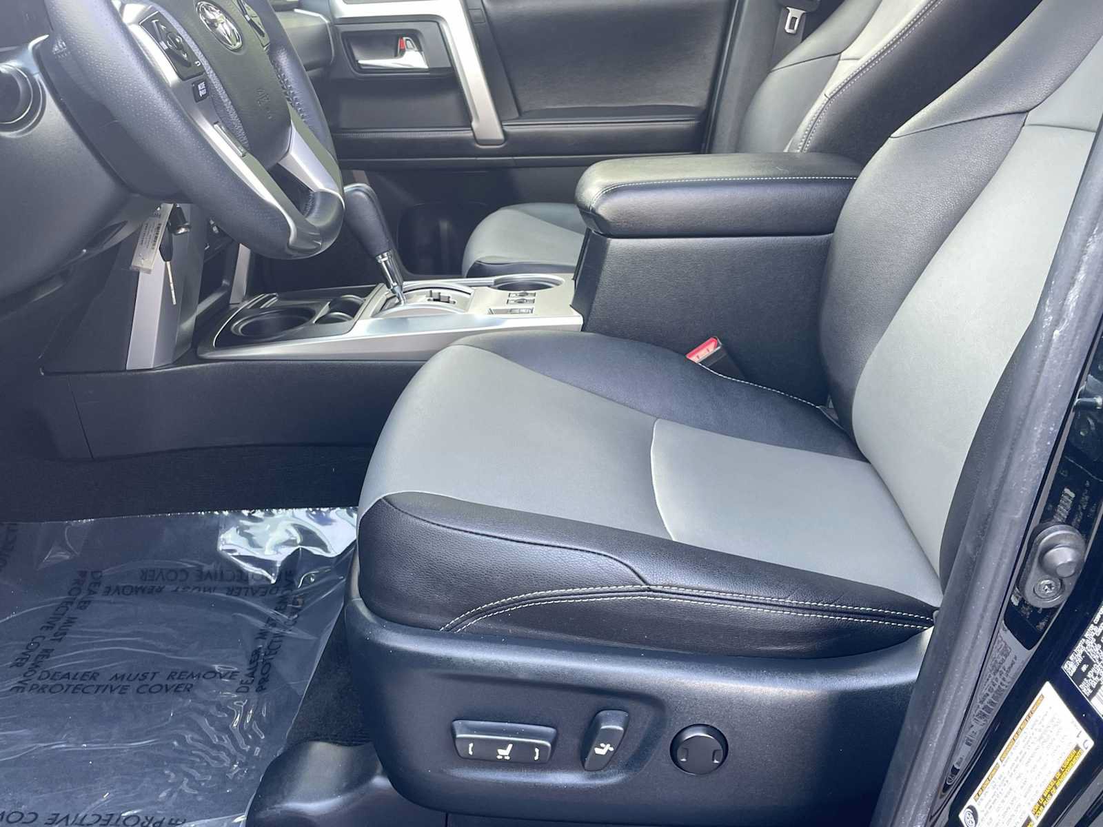 Used 2016 Toyota 4Runner SR5 Premium RWD image 10