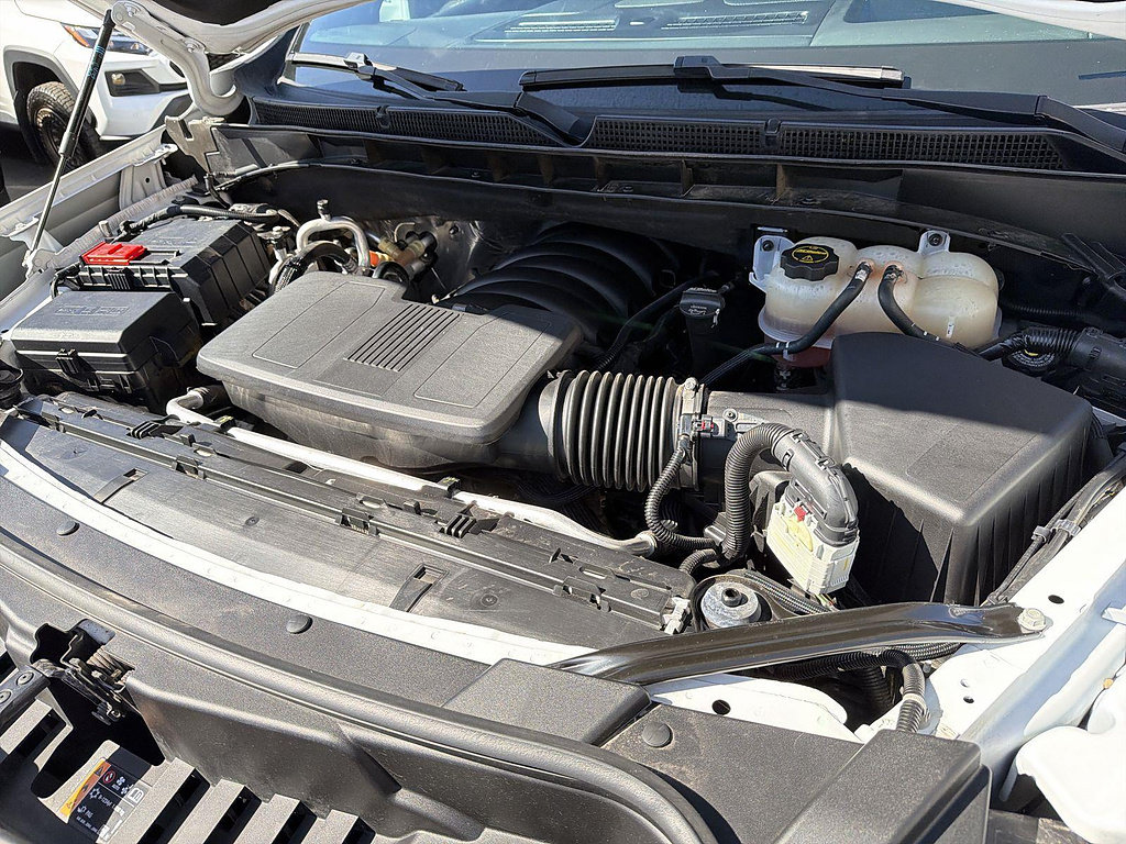 Used 2024 GMC Yukon Denali RWD image 30
