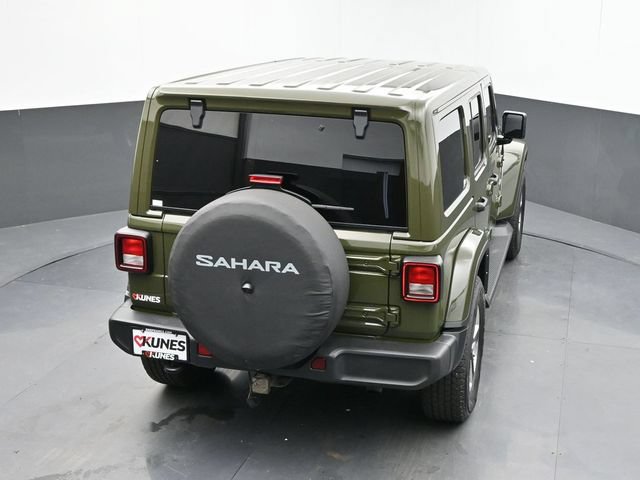 Used 2021 Jeep Wrangler Unlimited Sahara w/ Dual Top Group AWD/4WD image 12