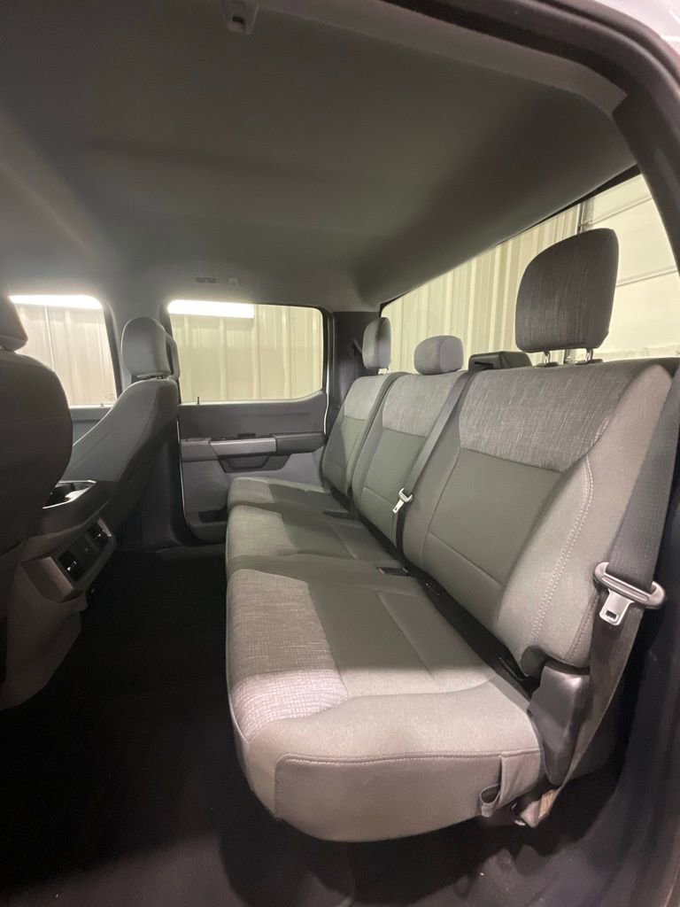 Used 2025 Ford F250 XLT w/ FX4 Off-Road Package image 11