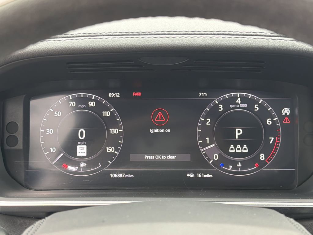 Used 2020 Land Rover Range Rover Sport HST image 25