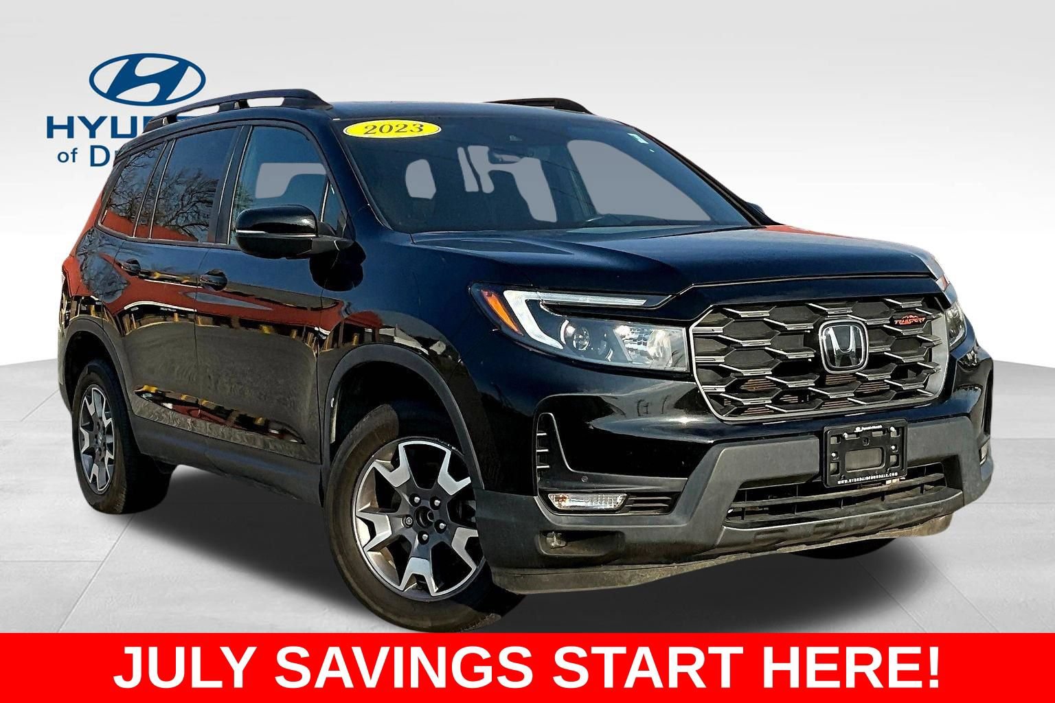 Used 2023 Honda Passport TrailSport image 3