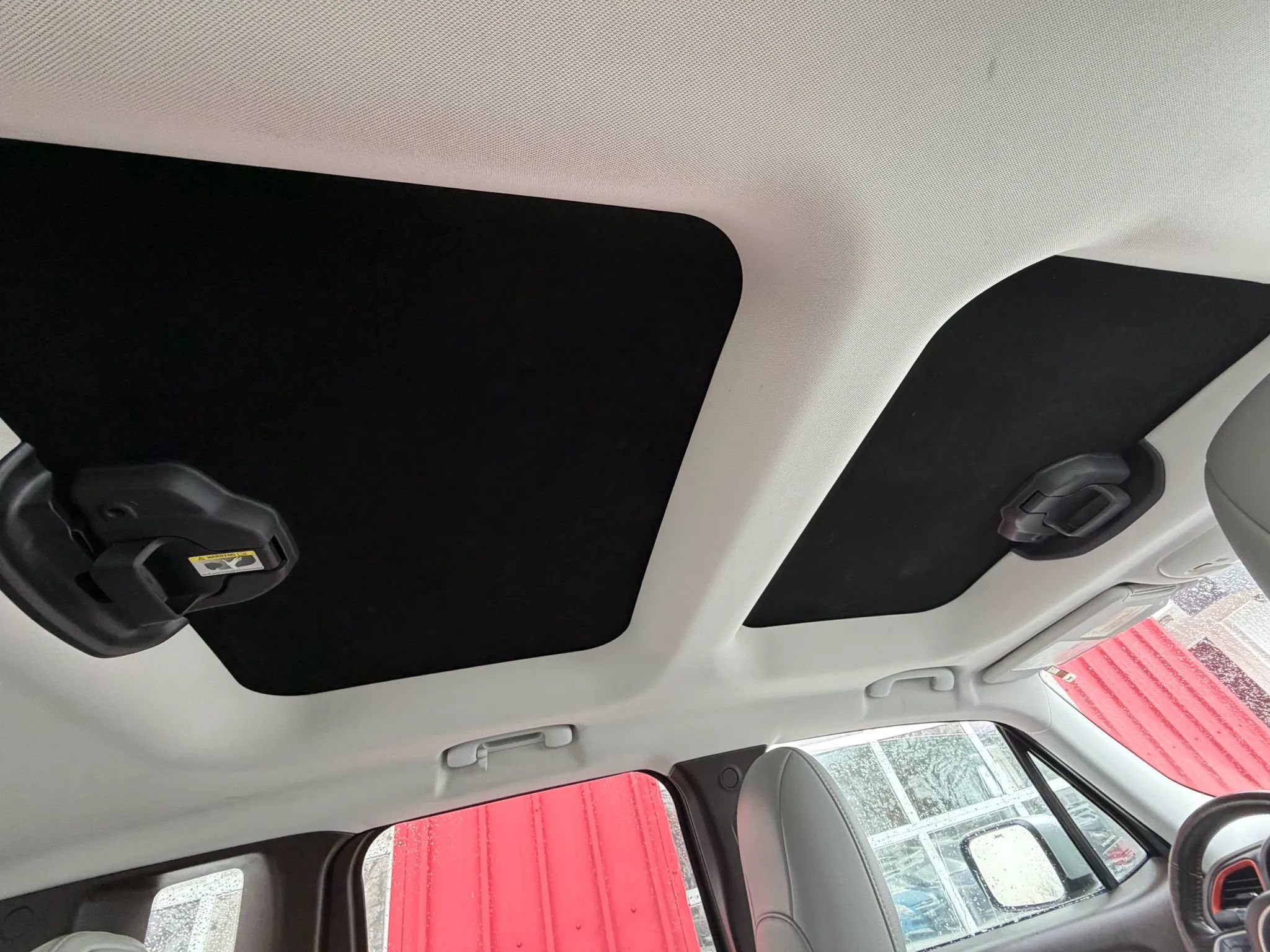 Used 2017 Jeep Renegade Limited AWD/4WD image 21