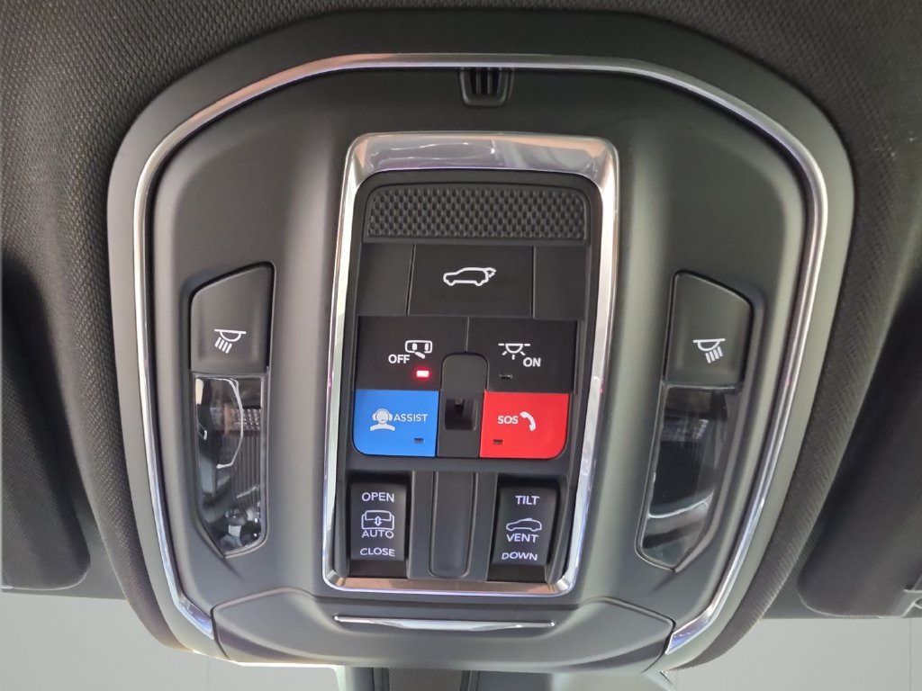 New 2027 Jeep Grand Cherokee 4WD image 25