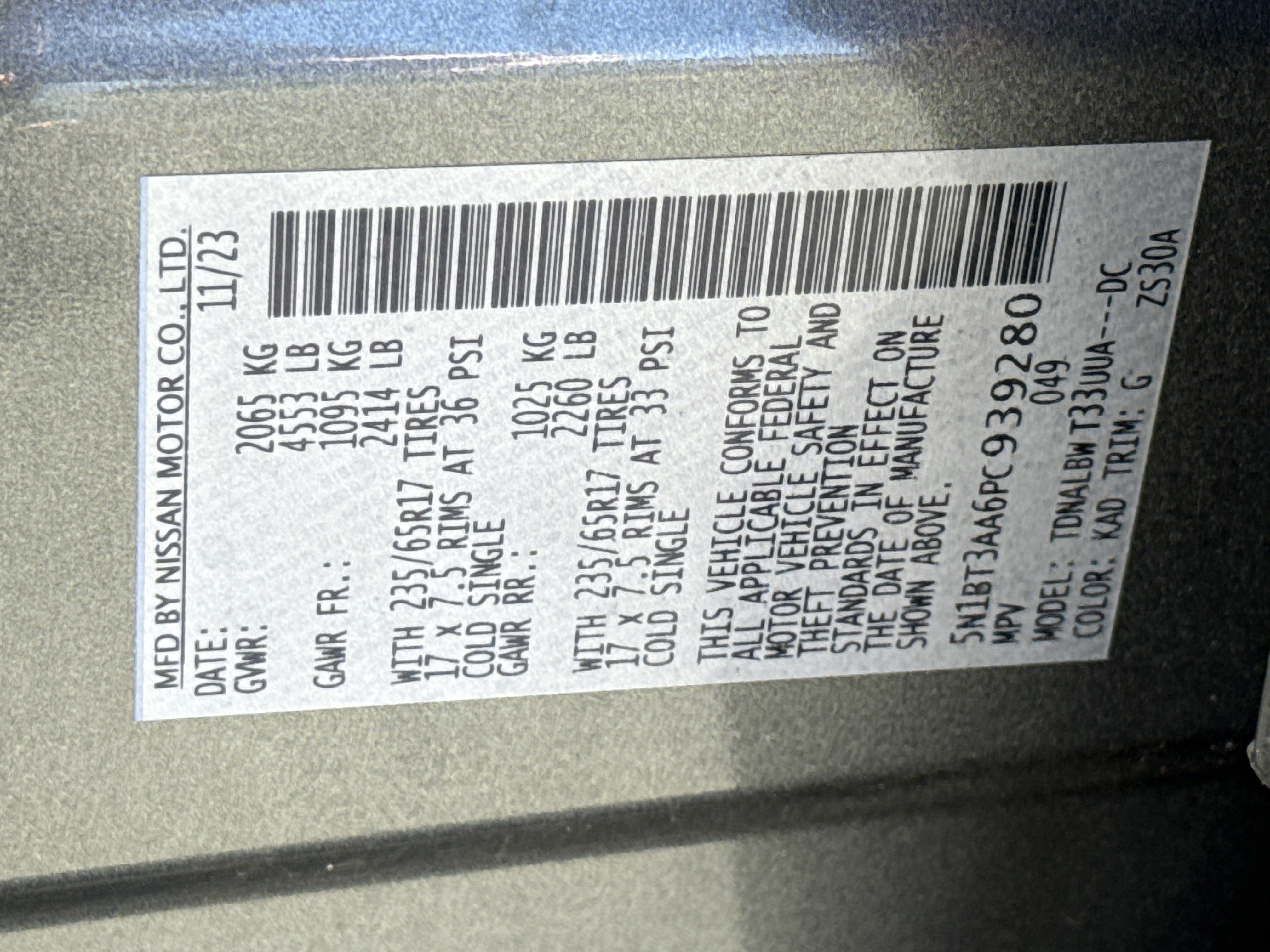 Used 2023 Nissan Rogue S image 33