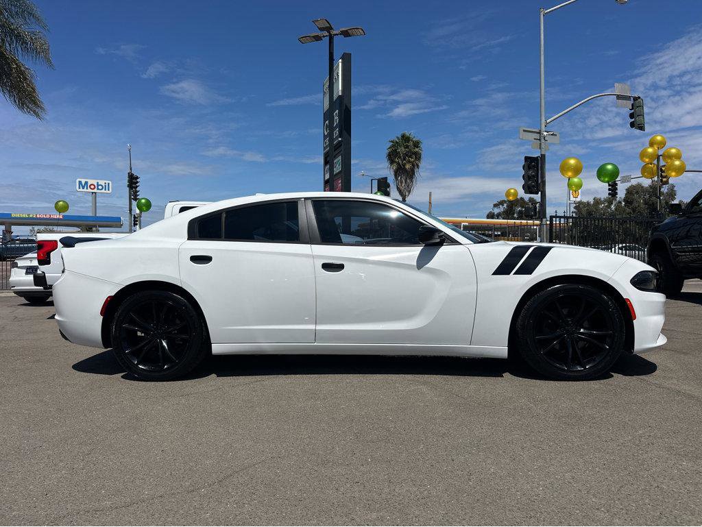 Used 2016 Dodge Charger SXT w/ Blacktop Package image 40