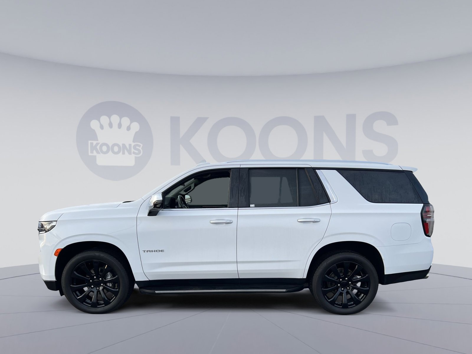 Used 2021 Chevrolet Tahoe Premier image 2