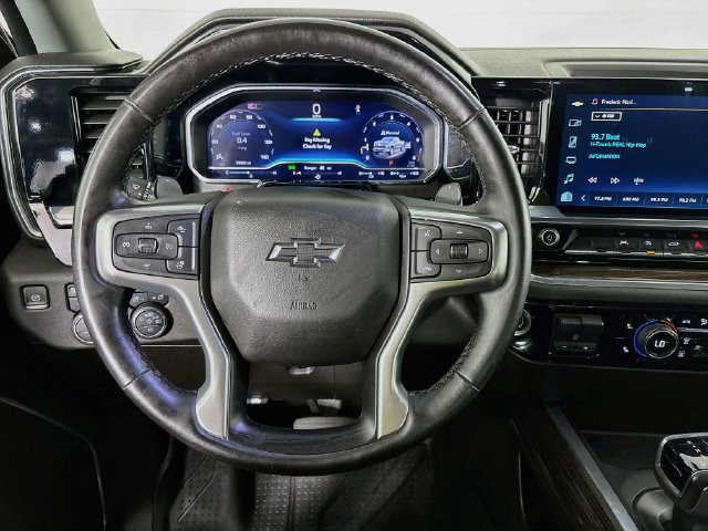 Used 2024 Chevrolet Silverado 1500 RST w/ Max Trailering Package AWD/4WD image 10