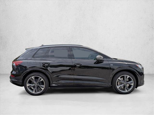 Certified 2025 Audi Q4 e-tron Prestige w/ Black Optic Package AWD/4WD image 4