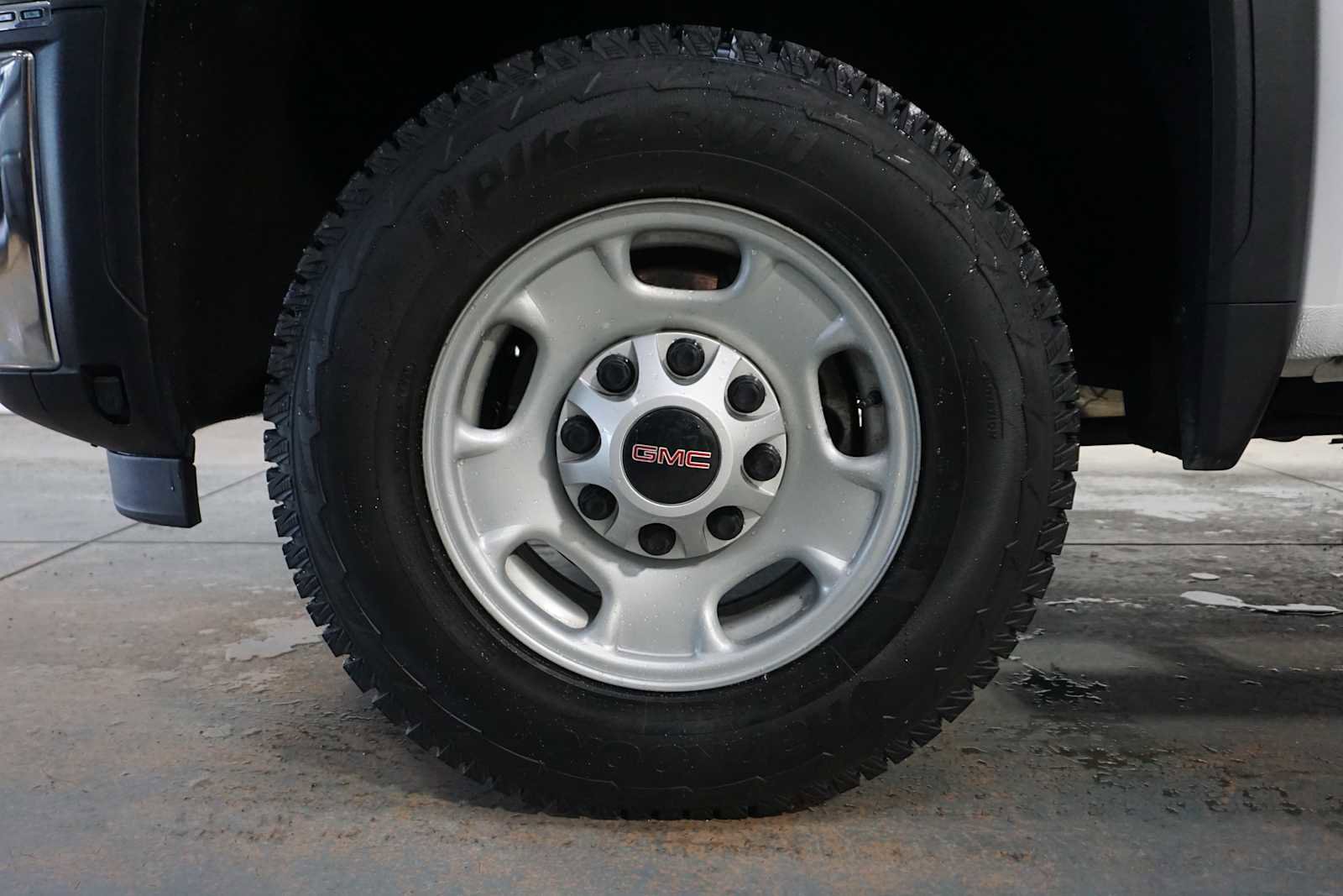 Certified 2024 GMC Sierra 2500 Pro w/ Convenience Package image 8