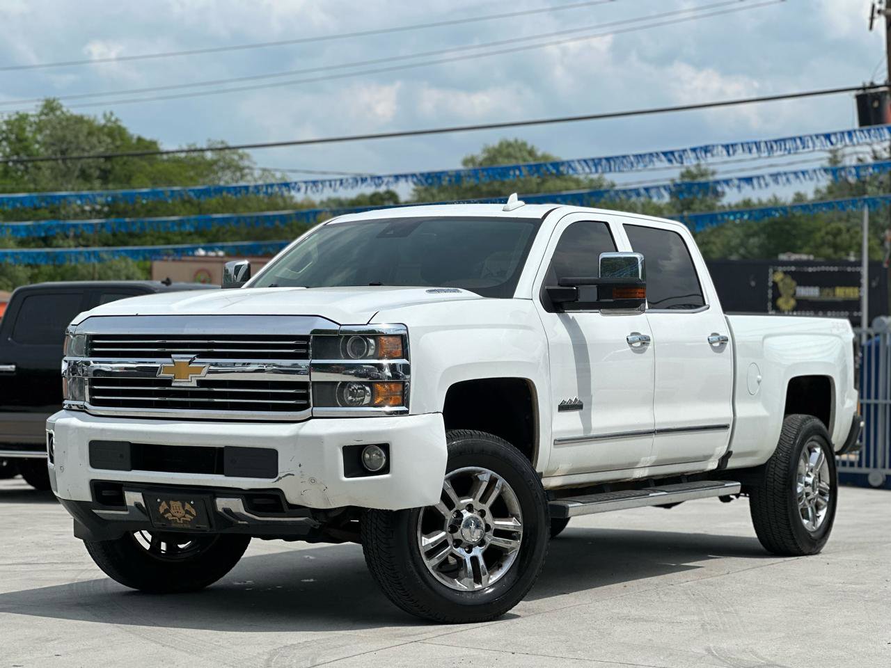 Used 2016 Chevrolet Silverado 2500 High Country w/ Duramax Plus Package AWD/4WD image 3