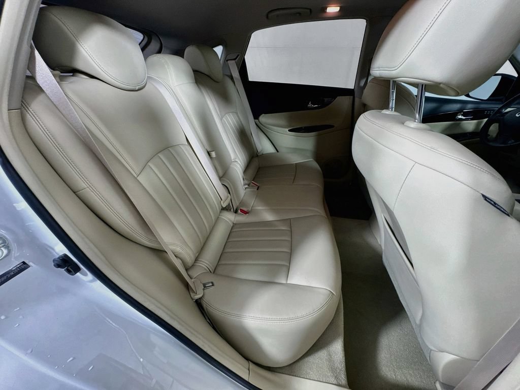 Used 2017 INFINITI QX50 2WD w/ Deluxe Touring Package image 36