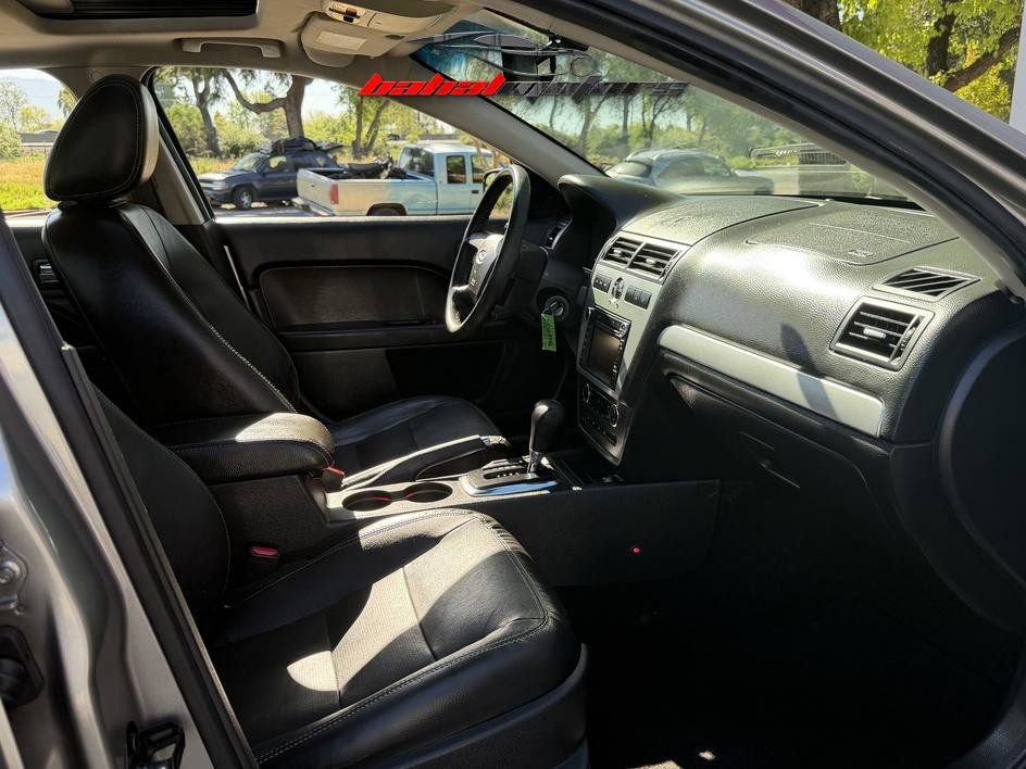 Used 2009 Ford Fusion SEL image 19