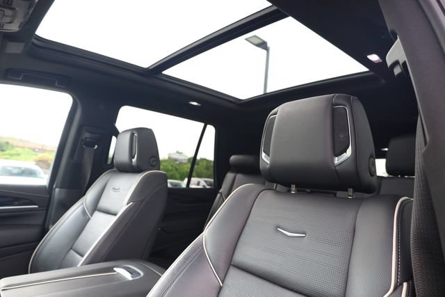 Used 2022 Cadillac Escalade Sport AWD/4WD image 21