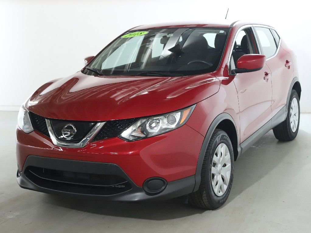 Used 2018 Nissan Rogue Sport S image 4