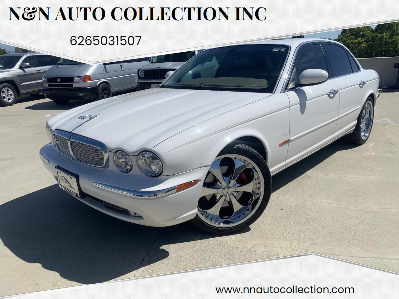 Used 2004 Jaguar XJ8 RWD image 1