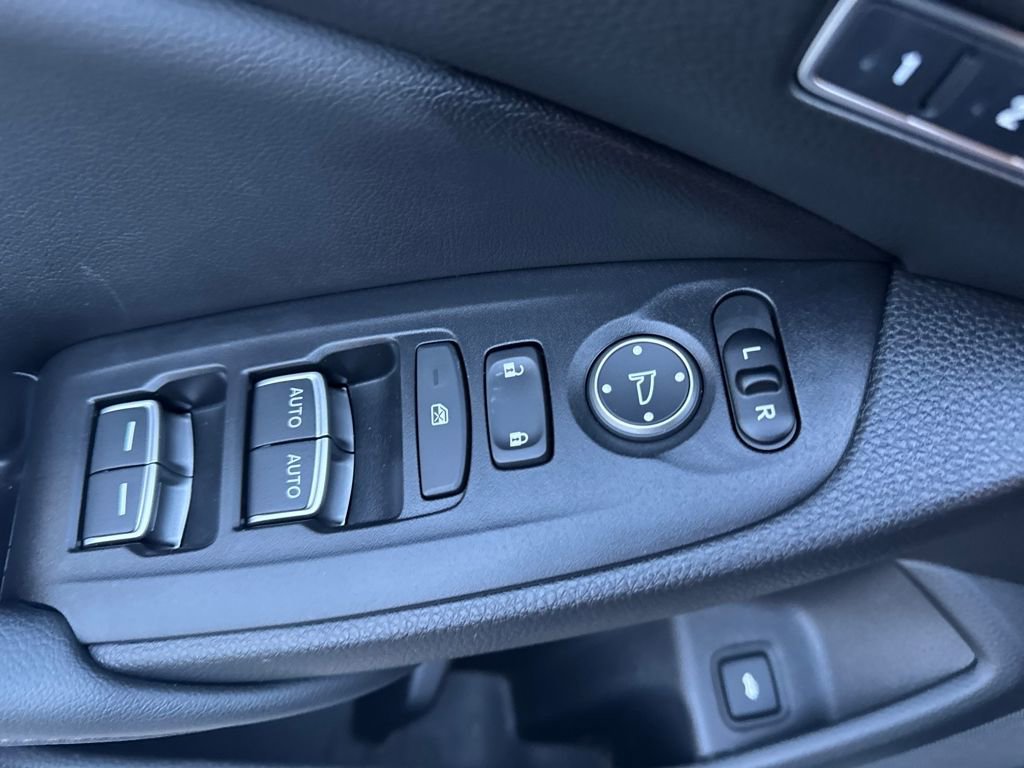 Used 2022 Honda Accord Touring image 19