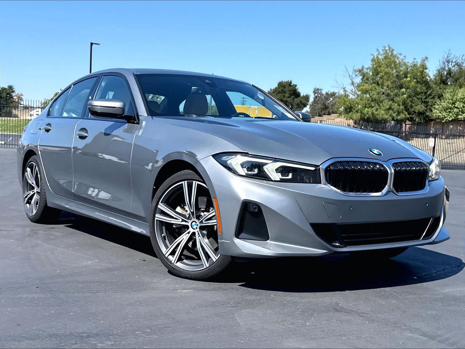 Used 2023 BMW 330i xDrive Sedan w/ Premium Package AWD/4WD image 2