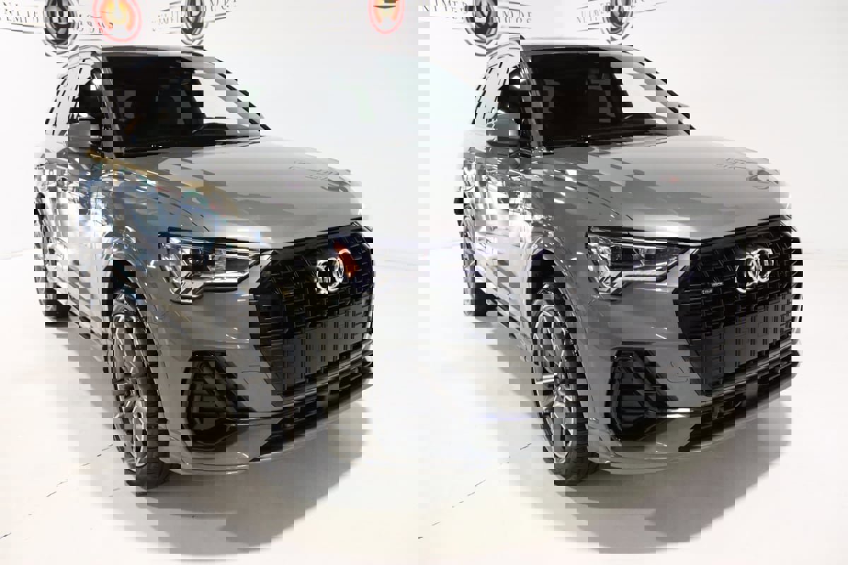 Used 2021 Audi Q3 2.0T Premium Plus w/ Premium Plus Package image 24