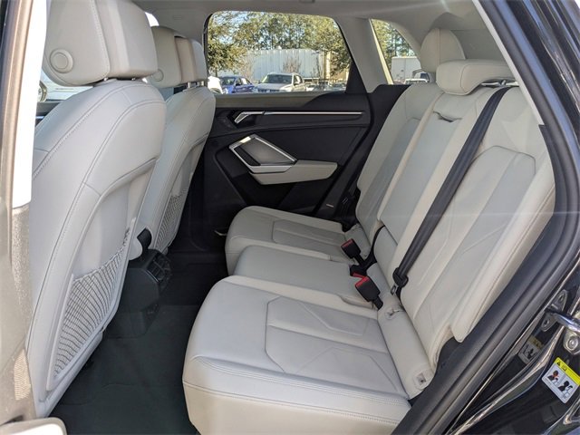 Used 2020 Audi Q3 2.0T Prestige w/ Prestige Package image 15