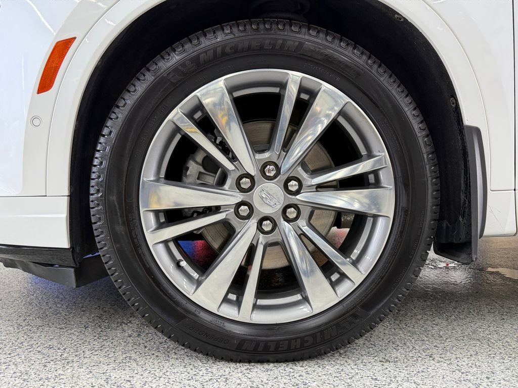 Used 2022 Cadillac XT6 Premium Luxury w/ Technology Package AWD/4WD image 45