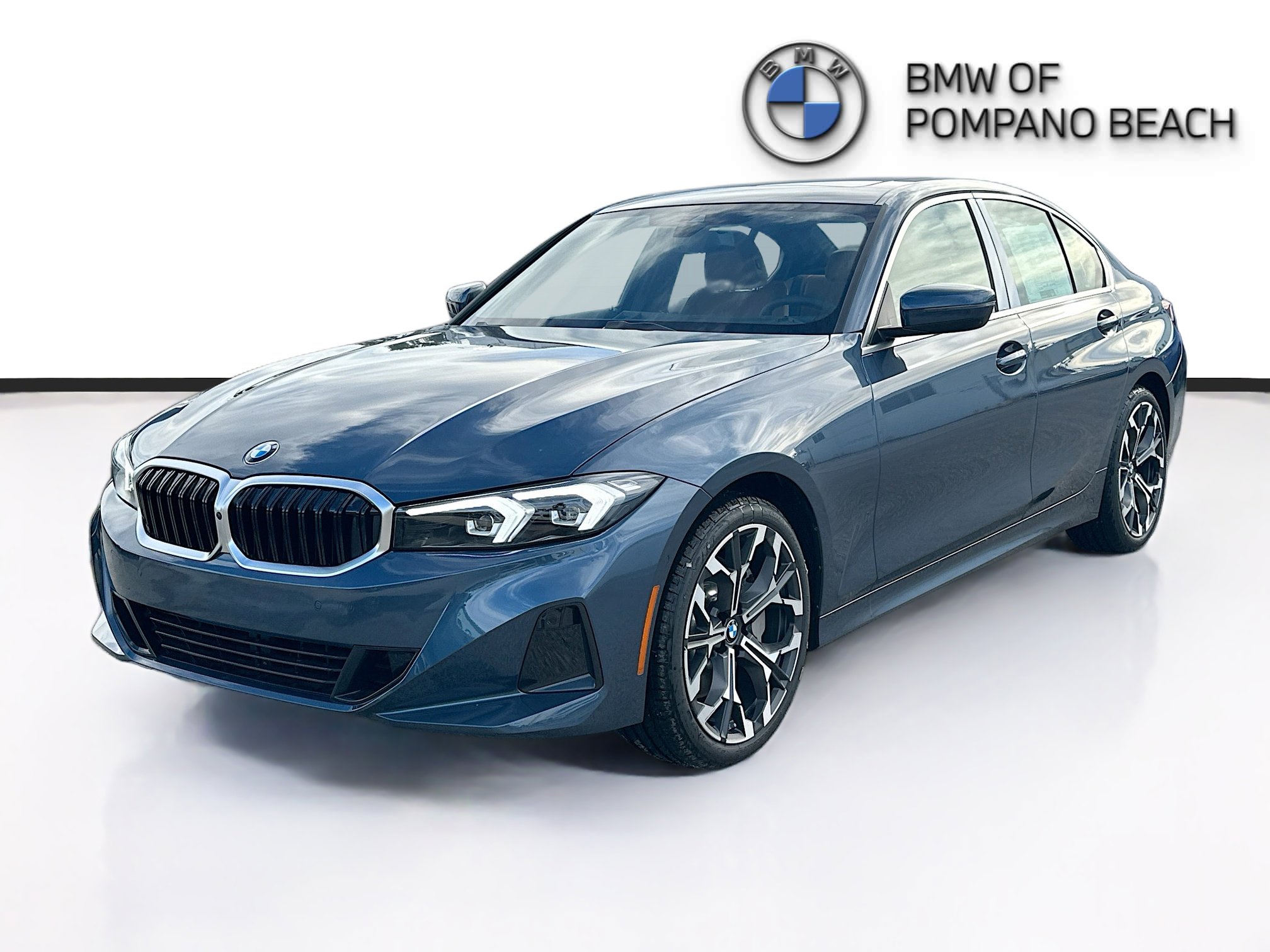 New 2026 BMW 330i Sedan w/ Premium Package image 3