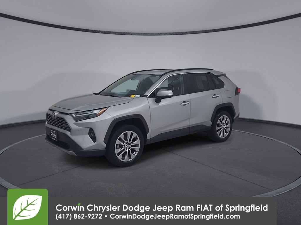 Used 2022 Toyota RAV4 Limited w/ Limited Grade Weather Package image 7