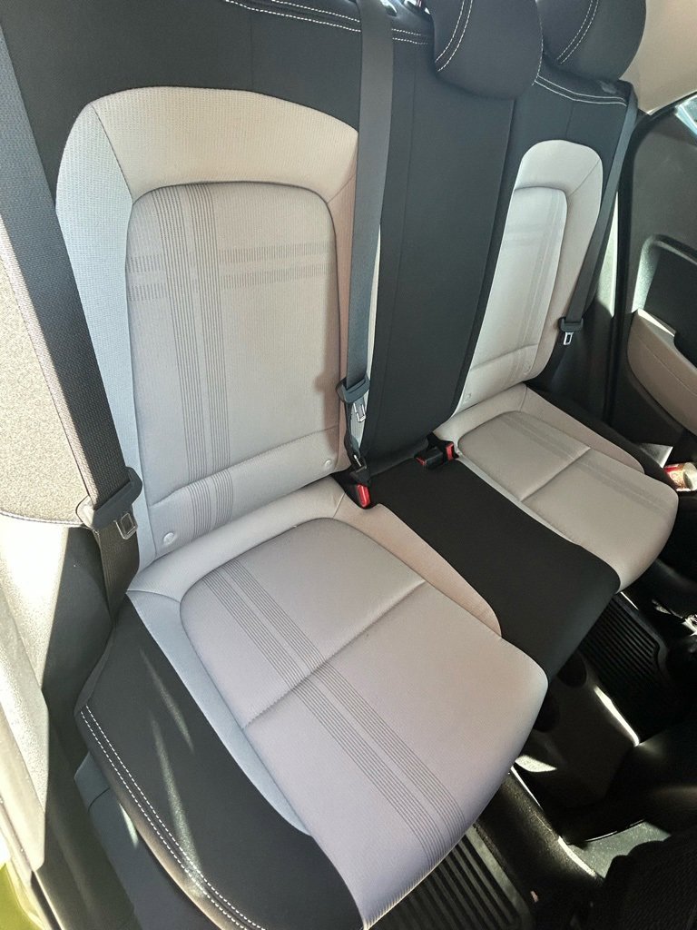 Used 2023 Hyundai Venue SEL image 13