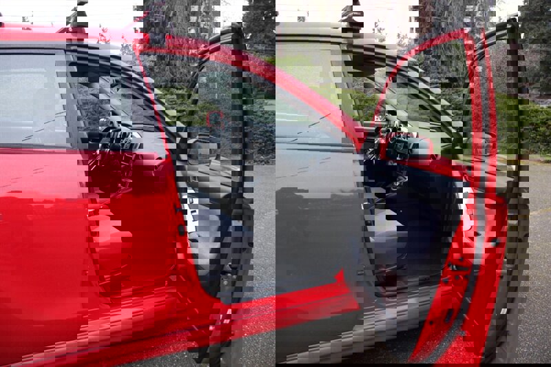 Used 2004 Toyota Matrix XR image 13