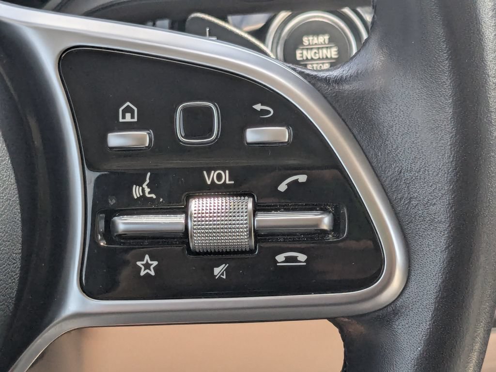 Certified 2023 Mercedes-Benz GLA 250 4MATIC image 37