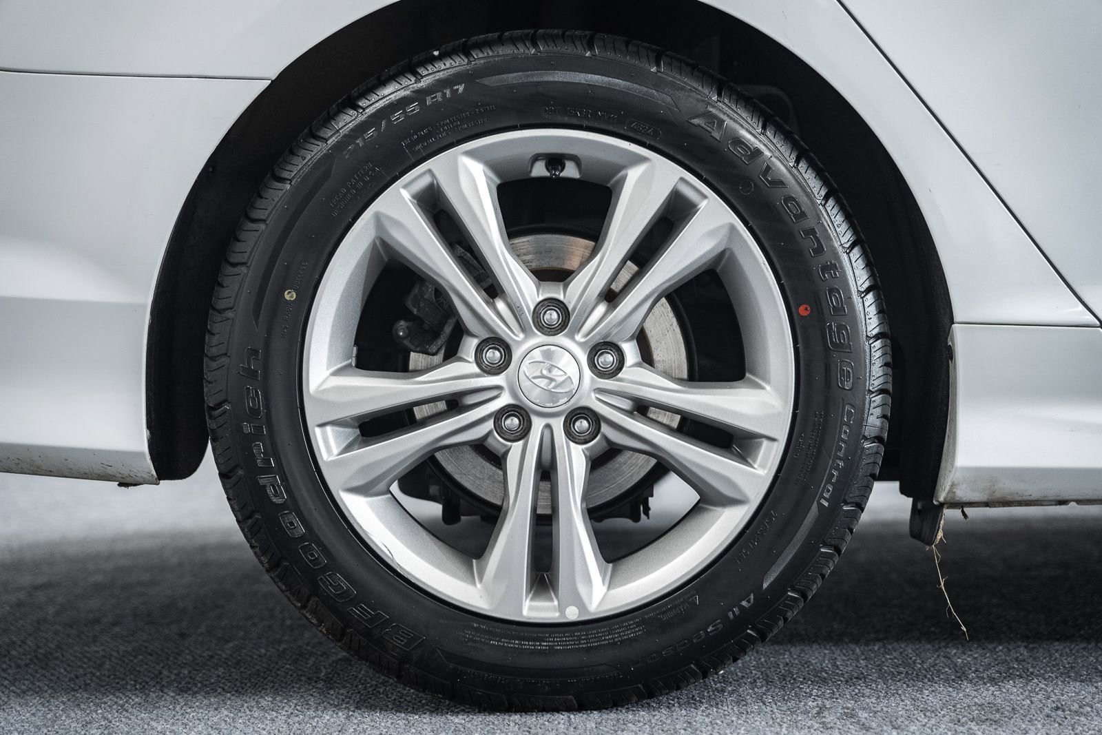 Used 2018 Hyundai Sonata Limited image 19