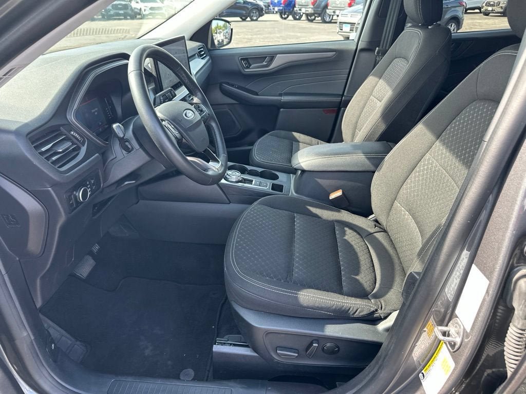 Certified 2024 Ford Escape Active w/ Tech Pack #1 AWD/4WD image 13