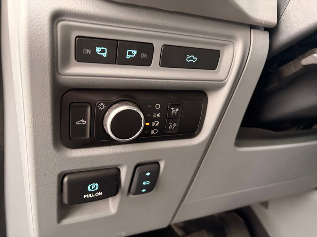 Certified 2023 Ford F150 Lightning XLT image 17