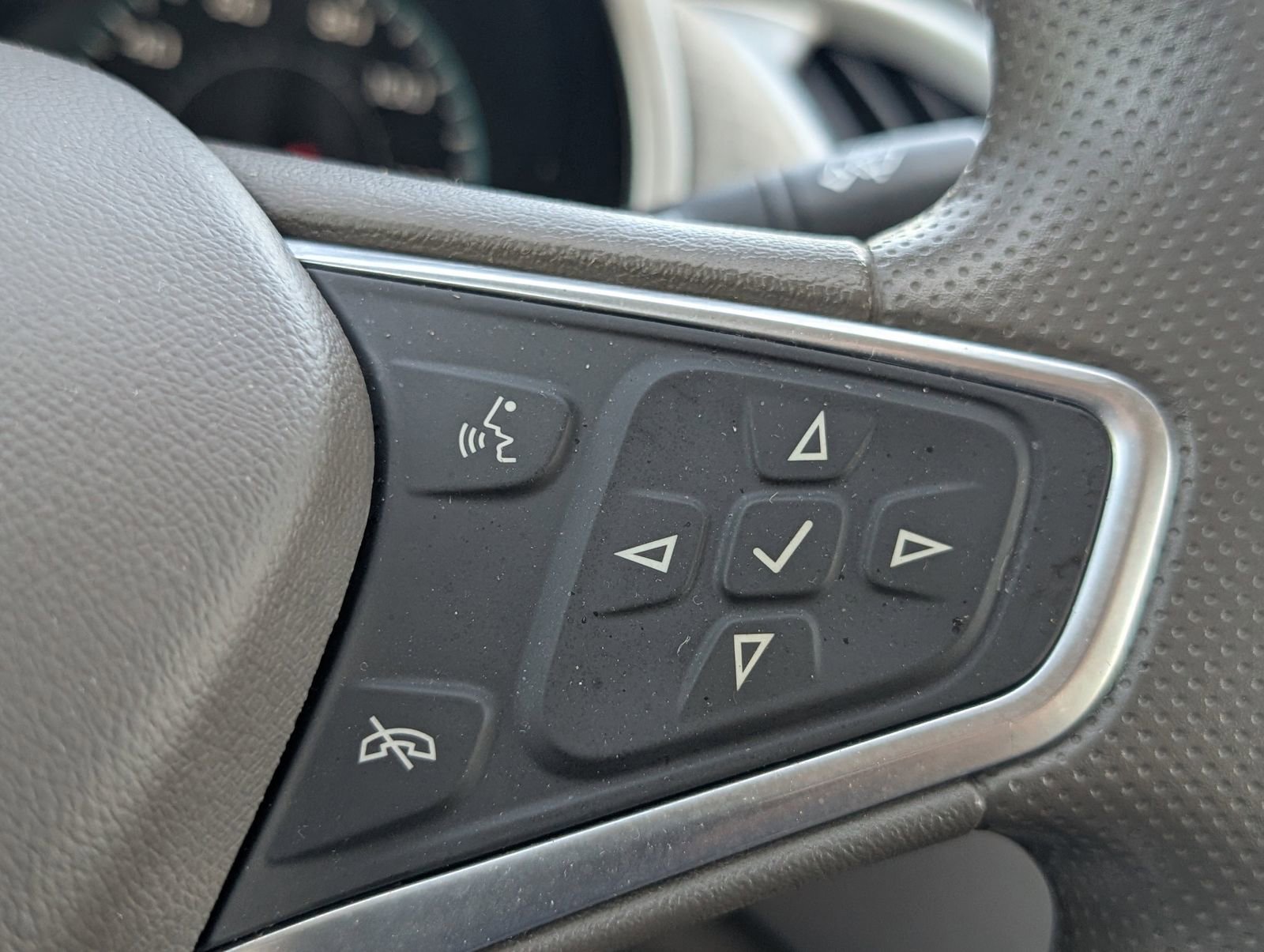 Used 2022 Chevrolet Malibu LT FWD image 26