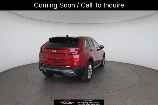 Used 2021 Cadillac XT4 Premium Luxury w/ Cold Weather Package AWD/4WD image 17