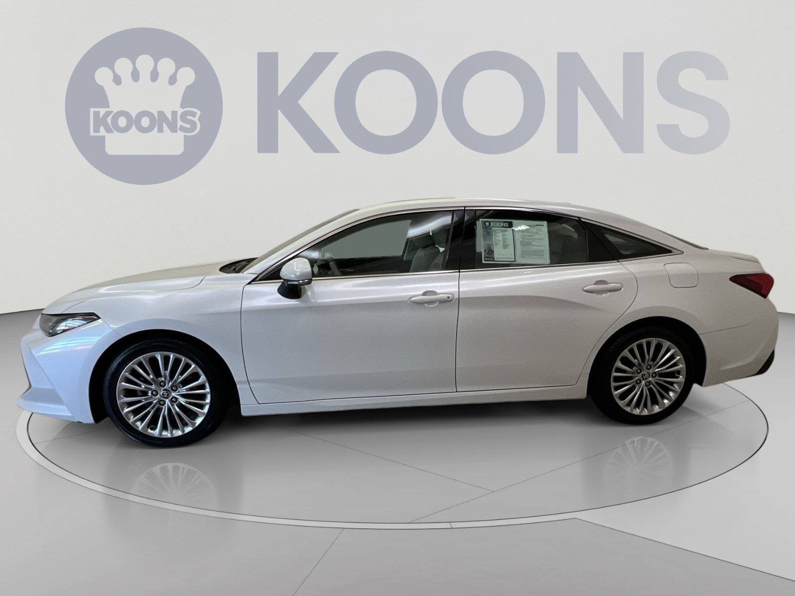 Used 2020 Toyota Avalon Limited w/ Advanced Safety Package FWD image 5