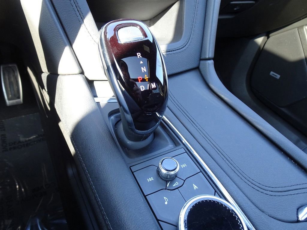 Certified 2024 Cadillac XT6 Sport w/ Technology Package image 15