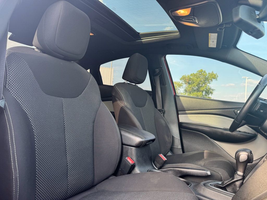 Used 2015 Dodge Dart SXT w/ Sun/Sound Group image 11