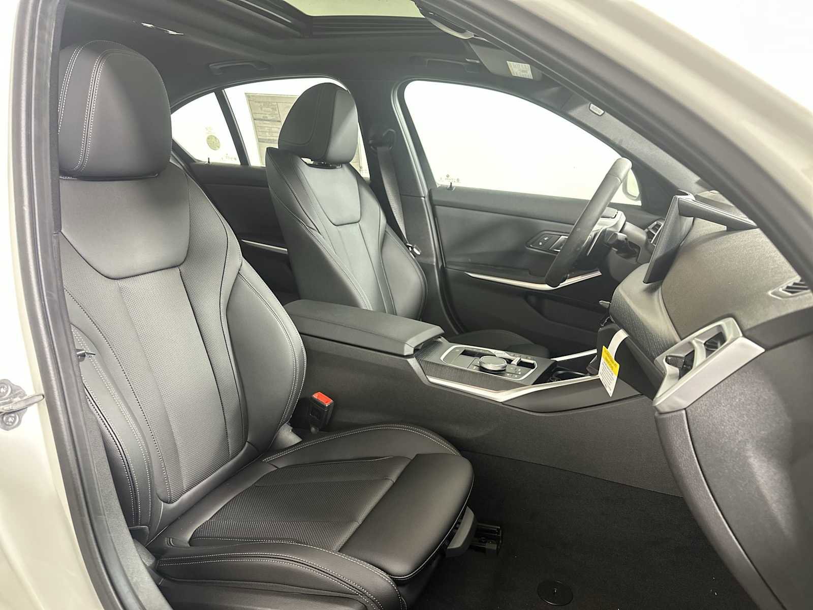 New 2026 BMW 330i xDrive Sedan w/ Premium Package image 21