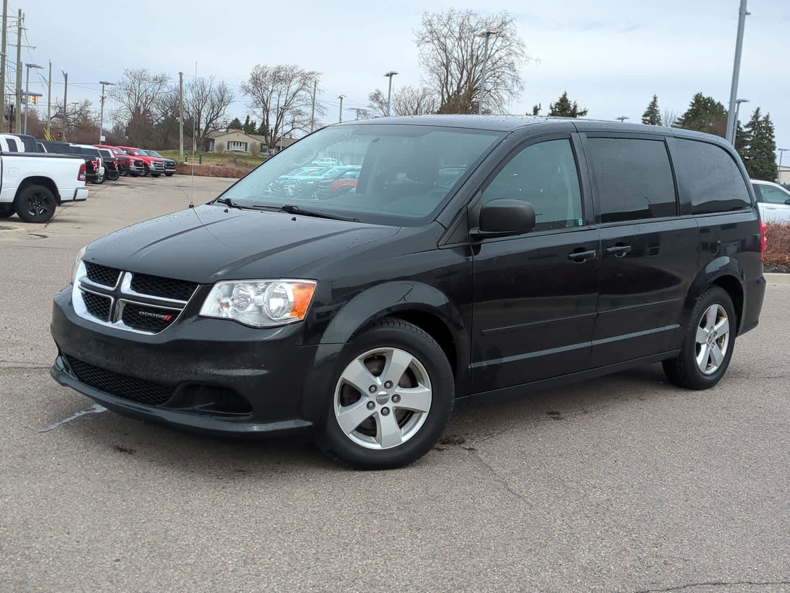 Used 2013 Dodge Grand Caravan SE image 1