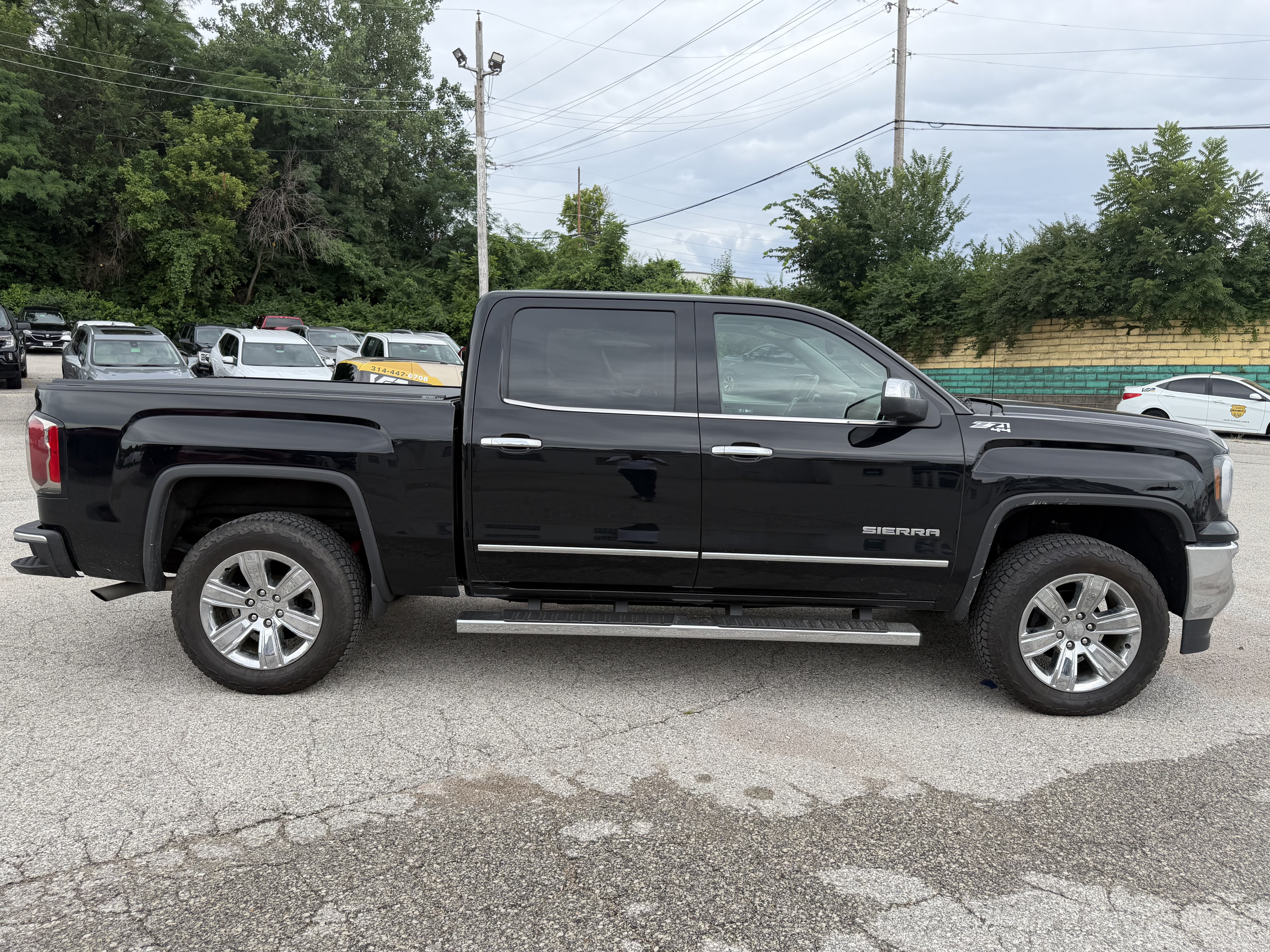 Used 2018 GMC Sierra 1500 SLT AWD/4WD image 8