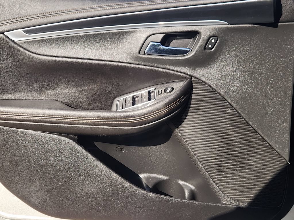 Used 2020 Chevrolet Impala LT FWD image 18